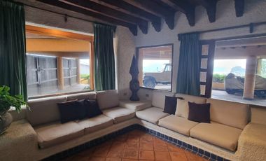 MAGNIFICA CASA EN VENTA, ESTILO VALLESANA