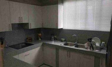 Departamento de alquiler remodelado en Ceibos sector abierto