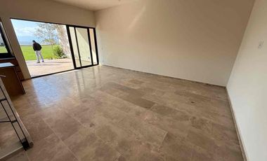 Casa en Venta en Chapala Frente al Lago