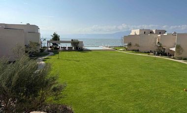 Casa en Venta en Chapala Frente al Lago