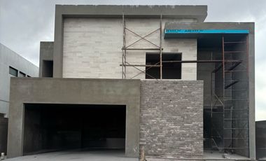 CASA EN VENTA FRACC. DOMINIO RESIDENCIAL $17,000,000.