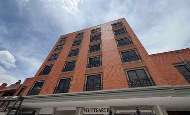 x Estrenar local Comercial 35m más 15 Parqueo