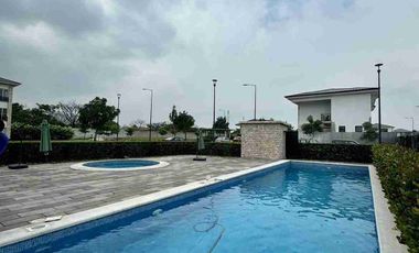 Departamento de Alquiler en Urb. Puerta al río