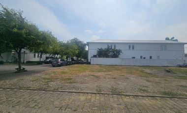 TERRENO ESQUINERO EN VENTA EN PLAZA LAGOS – URBANIZACIÓN LAGOS DEL BATÁN.