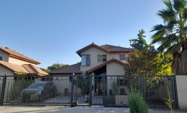 En Venta Casa Impecable en El Remanso de Chicureo | Gran Plusvalía y Conectividad