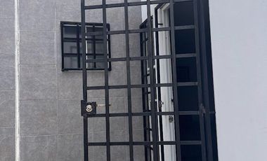 RENTA DE CASA AMUEBLADA EN LOS HEROES DE LEON  SALIDA LEON SILAO