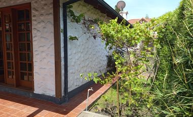 CASA RUSTICA 4 DORMITORIOS CON MASTER EN PLANTA BAJA EN MIRASIERRA VALLE DE LOS CHILLOS