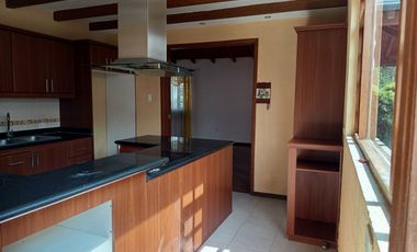 CASA RUSTICA 4 DORMITORIOS CON MASTER EN PLANTA BAJA EN MIRASIERRA VALLE DE LOS CHILLOS