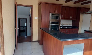 CASA RUSTICA 4 DORMITORIOS CON MASTER EN PLANTA BAJA EN MIRASIERRA VALLE DE LOS CHILLOS