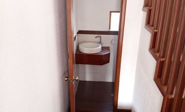 CASA RUSTICA 4 DORMITORIOS CON MASTER EN PLANTA BAJA EN MIRASIERRA VALLE DE LOS CHILLOS