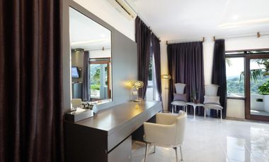 Villa for Sale with Sunset & Ocean Views in Senggigi, Lombok