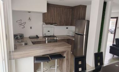 RENTA DE CASA EN URBANIZACIÓN PUNTA BLANCA JARAMIJÓ