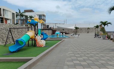 RENTA DE CASA EN URBANIZACIÓN PUNTA BLANCA JARAMIJÓ