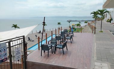 RENTA DE CASA EN URBANIZACIÓN PUNTA BLANCA JARAMIJÓ