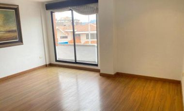 Lindo departamento en renta 3 dormitorios, en Puertas del Sol - Cuenca