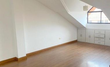 Lindo departamento en renta 3 dormitorios, en Puertas del Sol - Cuenca