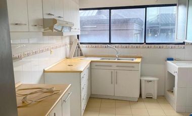 Lindo departamento en renta 3 dormitorios, en Puertas del Sol - Cuenca