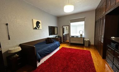 CASA CON USO DE SUELO MIXTO EN VENTA EN NAPOLES