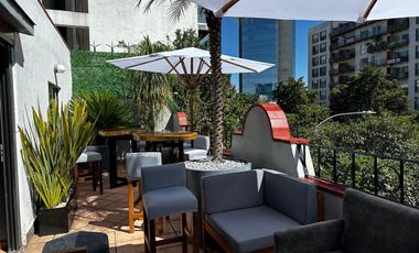 CASA CON USO DE SUELO MIXTO EN VENTA EN NAPOLES