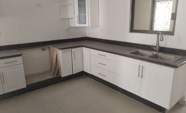 Bonita Casa Col Lomas del Roble, San Nicolas