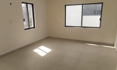 Bonita Casa Col Lomas del Roble, San Nicolas