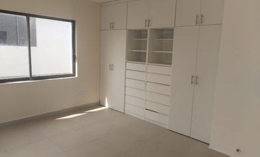 Bonita Casa Col Lomas del Roble, San Nicolas