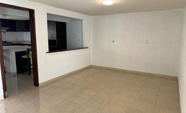 CASA EN VENTA, TENANGO DEL VALLE, CON ALBERCA, ENTRONQUE A LA AUTOPISTA TENANGO - JAJALPA, TOLUCA, ESTADO DE MÉXICO