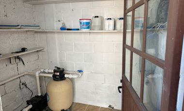 CASA EN VENTA, TENANGO DEL VALLE, CON ALBERCA, ENTRONQUE A LA AUTOPISTA TENANGO - JAJALPA, TOLUCA, ESTADO DE MÉXICO