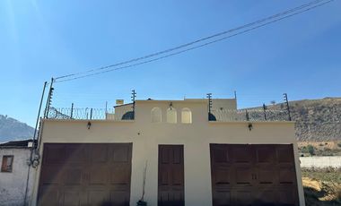 CASA EN VENTA, TENANGO DEL VALLE, CON ALBERCA, ENTRONQUE A LA AUTOPISTA TENANGO - JAJALPA, TOLUCA, ESTADO DE MÉXICO