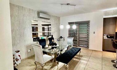 Casa familiar en venta con alberca en Real de Toledo Residencial – Poniente de Hermosillo