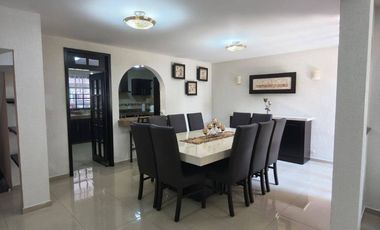 CASA CON TERRAZA EN COATEPEC, SALA DE CINE CON SONIDO, 3 RECAMARAS, CISTERNA