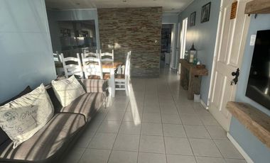 SE VENDE LINDA PROPIEDAD UBICADA EN III ETAPA SINDEMPART COQUIMBO. 3D+2B+COCINA EQUIPADA+QUINCHO+TIPO CONDOMINIO+SEGURIDAD+TRANQUILIDAD