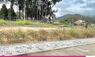 Lotes de Venta en San Miguel de puthuzhi a pocas cuadras de cuadras de la Ordóñez Lasso