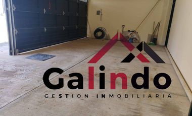 CASA GRANDE DE 4 RECAMARAS, CISTERNA, COCHERA PARA 3 AUTOS CAMINO A OJO DE AGUA