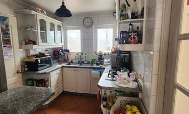 SE VENDE PROPIEDAD UBICADA EN SECTOR RESIDENCIAL SOLAR DE PEÑUELAS, COQUIMBO. 3D+2B+COCINA EQUIPADA+LOGIA+QUINCHO