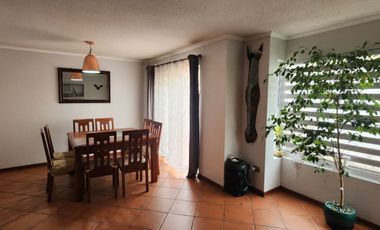 SE VENDE PROPIEDAD UBICADA EN SECTOR RESIDENCIAL SOLAR DE PEÑUELAS, COQUIMBO. 3D+2B+COCINA EQUIPADA+LOGIA+QUINCHO