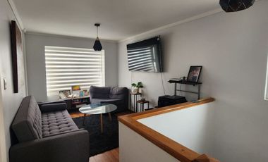 SE VENDE PROPIEDAD UBICADA EN SECTOR RESIDENCIAL SOLAR DE PEÑUELAS, COQUIMBO. 3D+2B+COCINA EQUIPADA+LOGIA+QUINCHO