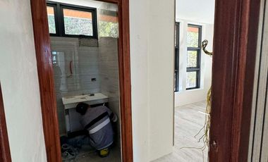 3-Storey Elegant House & Lot w\ kennon road view in Camp 7, Baguio City - CC