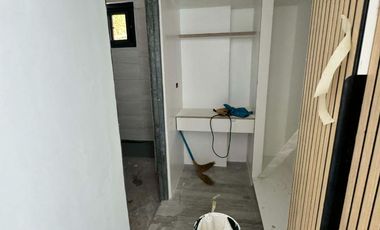 3-Storey Elegant House & Lot w\ kennon road view in Camp 7, Baguio City - CC