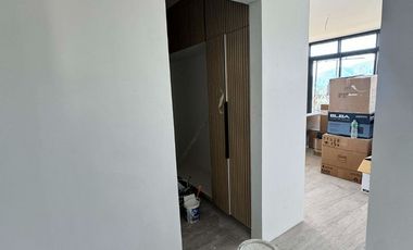 3-Storey Elegant House & Lot w\ kennon road view in Camp 7, Baguio City - CC