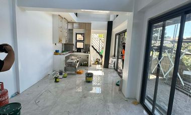 3-Storey Elegant House & Lot w\ kennon road view in Camp 7, Baguio City - CC