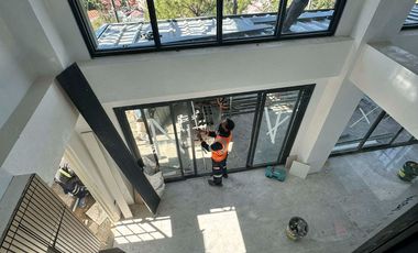 3-Storey Elegant House & Lot w\ kennon road view in Camp 7, Baguio City - CC