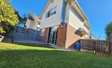 Casa en Arriendo, condominio Bosques de Curauma, Valparaíso. 5D