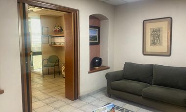 Oficina de 72 m² Sobre Insurgentes Sur con Elevador