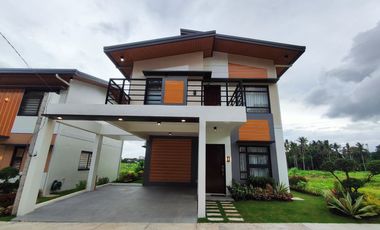 10M- FOR SALE 2 STOREY SINGLE DETACHED HOUSE & LOT w/ 4 BEDROOMS, LOCATED IN BALINTAWAK LIPA CITY BATANGAS