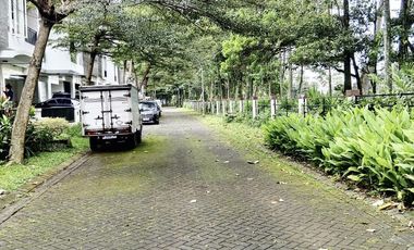Dijual/Disewakan Rumah Mewah Full Furnished di Greenwood Araya Malang