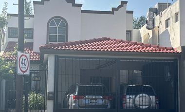 Casa  Venta 2 Niveles  Del Paseo Residencial 1 sector