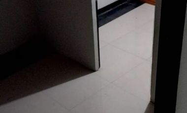 Disewakan Rumah Siap Huni 2 Lantai Gress di Tebet Barat