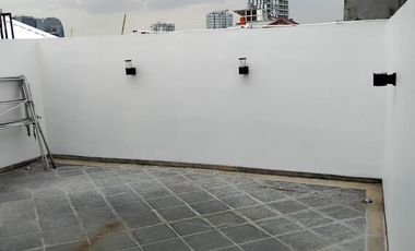 Disewakan Rumah Siap Huni 2 Lantai Gress di Tebet Barat