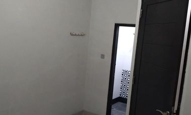 Disewakan Rumah Siap Huni 2 Lantai Gress di Tebet Barat